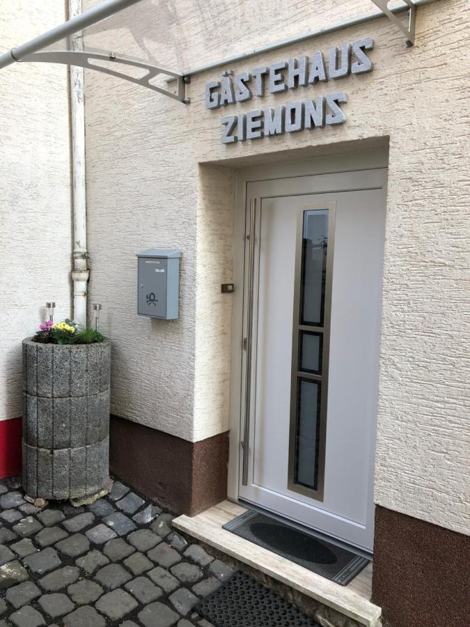 Gaestehaus Ziemons Кохем Екстер'єр фото